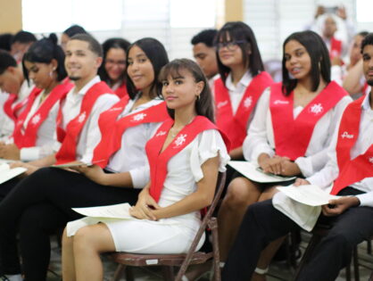 La Escuela de Comunicación Salesiana “PLUS" celebra la segunda graduación